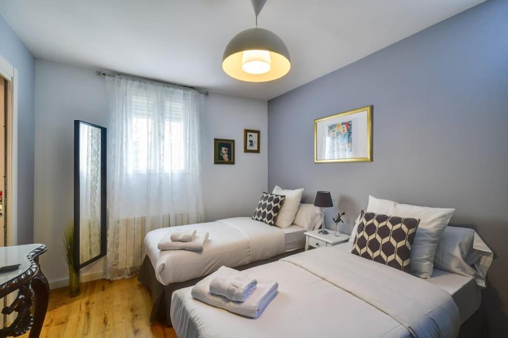 Big Stylish And Modern Apartment In Madrid Centre Esterno foto